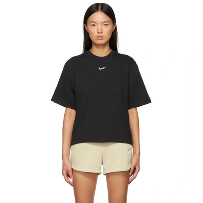 Nike Sportswear Essential T-shirt In Black/black