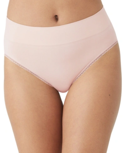 Wacoal Women's Feeling Flexible Hi-cut Brief 871332 In Rose Dust