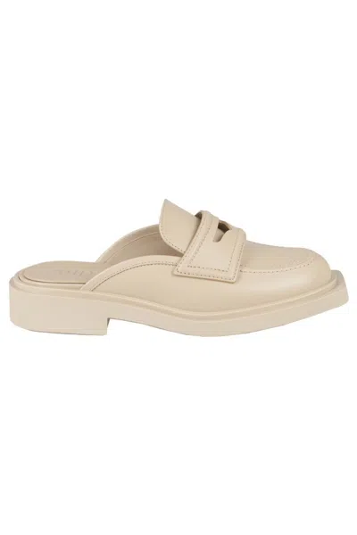 3JUIN IBIZA LEE LORD SABOT MOCCASIN IN SAND COLOR