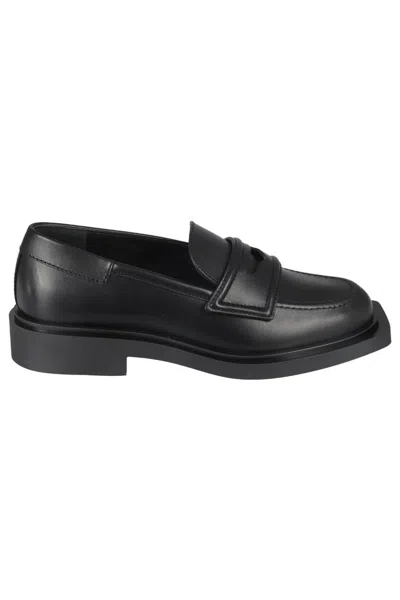 3juin Smooth Calf Leather Moccasin In Black