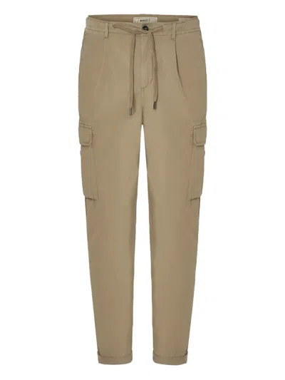40 Weft Pleated Tapered Trousers In Neutral