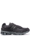 New Balance 2002r Sneakers In Schwarz