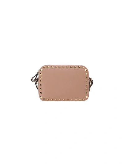 Valentino Garavani Rockstud Shoulder Bag In Cipria