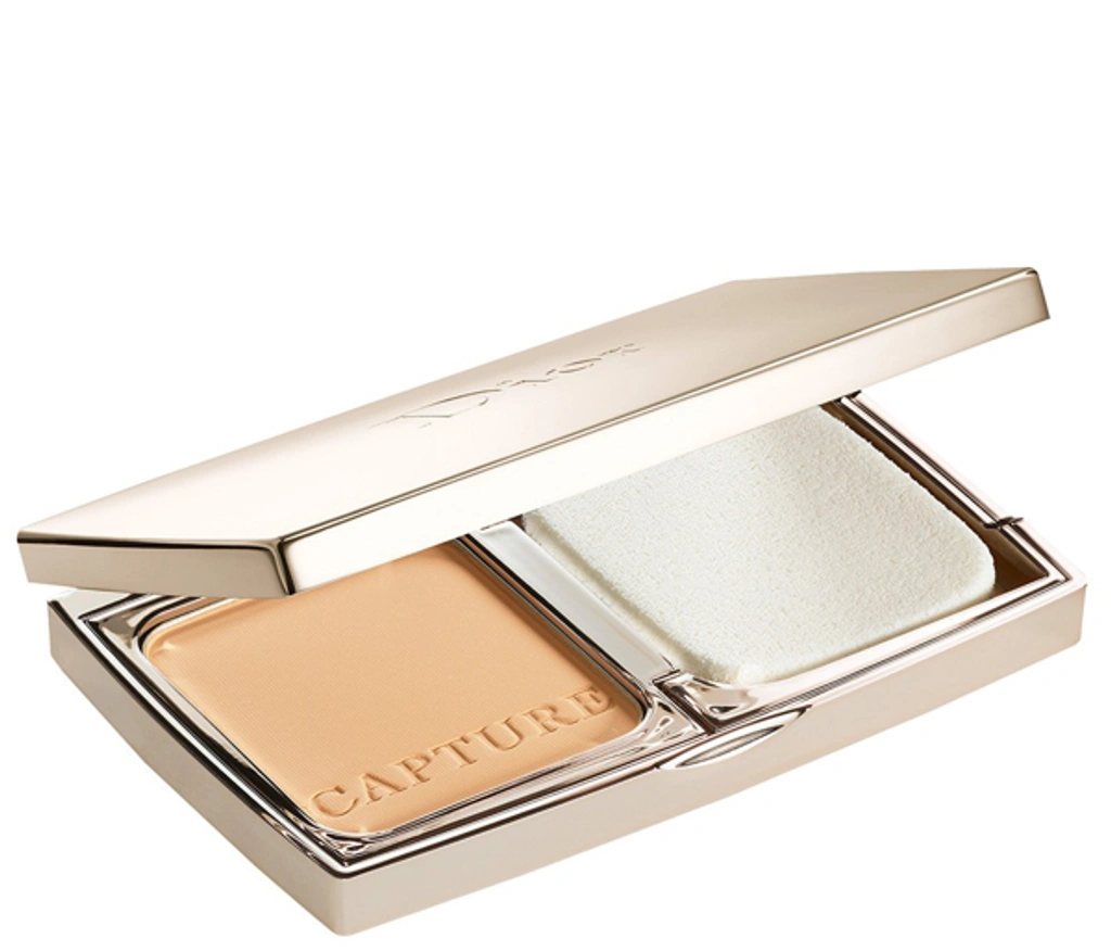 Dior Capture Totale Triple Correcting Powder Foundation