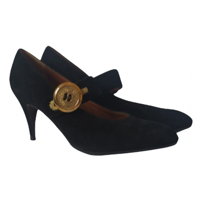 Pre-owned Moschino Heels In Black