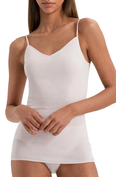 Hanro Seamless V-neck Cotton Camisole In White
