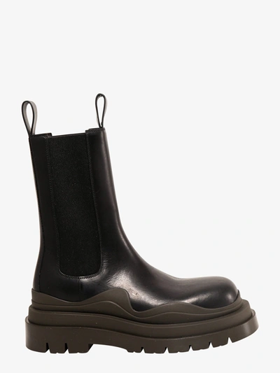 Bottega Veneta Chunky-sole Leather Chelsea Boots In Brown