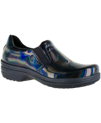 Easy Street Easy Works  Women's Bind Clogs In Iridescent Patent Leather