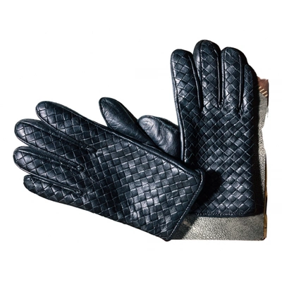 Pre-owned Bottega Veneta Leather Gloves In Black