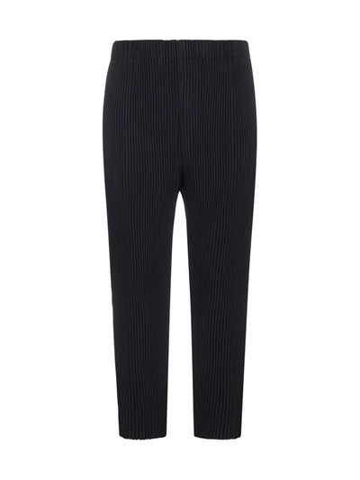 Issey Miyake Pleated Fabric Cropped Trousers In Black