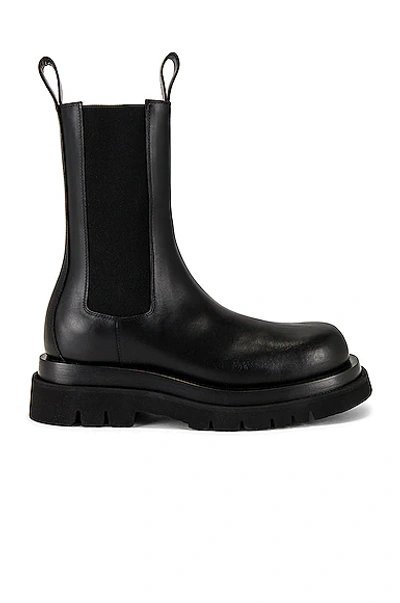 Bottega Veneta Storm Cuir Boot In Nero