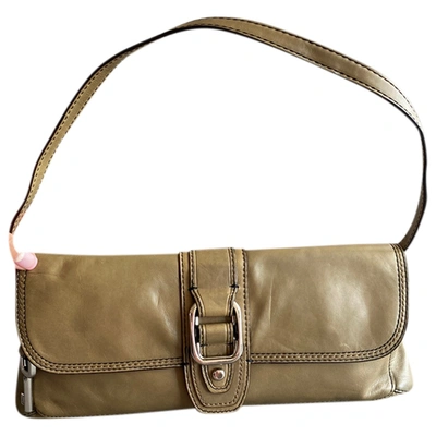Pre-owned Fossil Leather Handbag In Gold