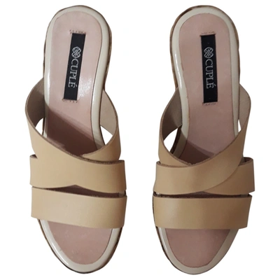 Pre-owned Cuplé Leather Sandals In Beige