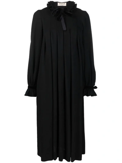 Pre-owned A.n.g.e.l.o. Vintage Cult 1970s Long-sleeved Pleated Midi-dress In Black