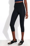 Girlfriend Collective Compressive High Waisted Capri Legging In Black