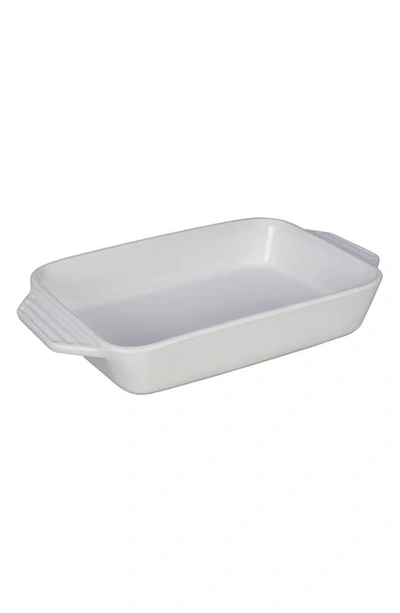 Le Creuset 3 1/4-quart Rectangular Stoneware Casserole In White