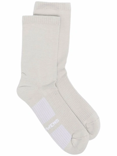 Rick Owens Colour-block Ribbed Knit Socks In Grey