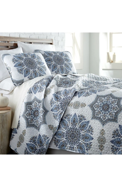 Southshore Fine Linens Luxury Collection Quilt Set In Blue