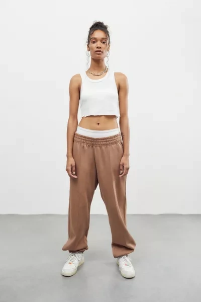 Nike Sportswear Essential Fleece Sweatpant In Light Brown