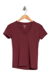Madewell Whisper Cotton V-neck T-shirt In Dusty Burgundy