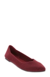 Mia Kerri Pointed Toe Flat In Red