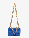 Bottega Veneta The Chain Cassette In Blue