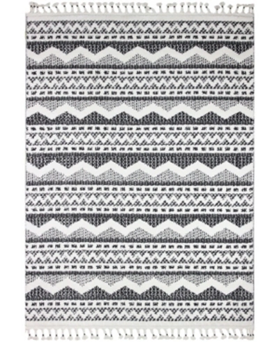 Bb Rugs Closeout!  Shawnee Cas102 5' X 7'6" Area Rug In Ivory