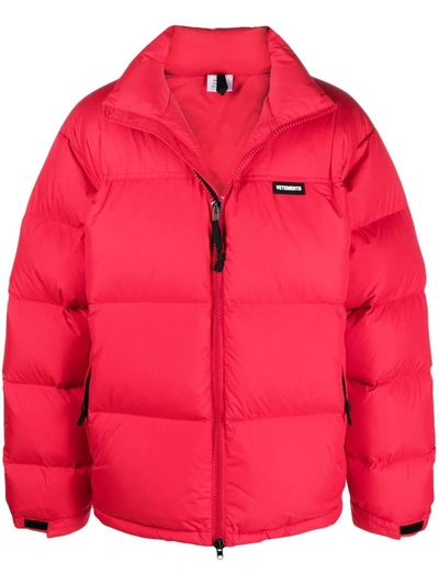 Vetements Feather Down Padded Jacket In Rot
