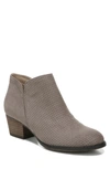 Lifestride Blake Bootie In Doe