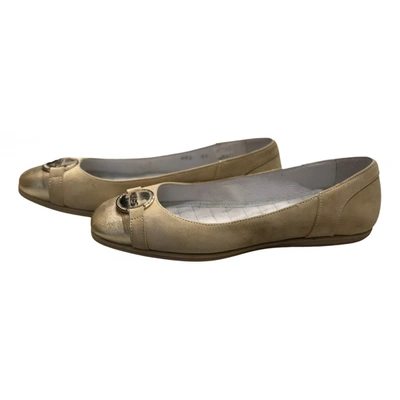 Pre-owned Cesare Paciotti Ballet Flats In Beige