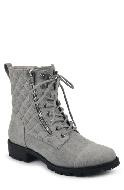 White Mountain Dashing Quilted Boot In Ltgrey//distressed/waxy/fabric