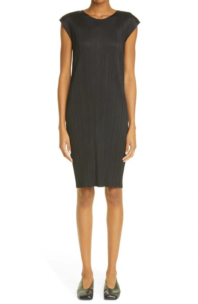 Issey Miyake Pleated Dress In Black