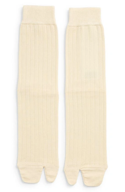 Maison Margiela Tabi Socks In Off White