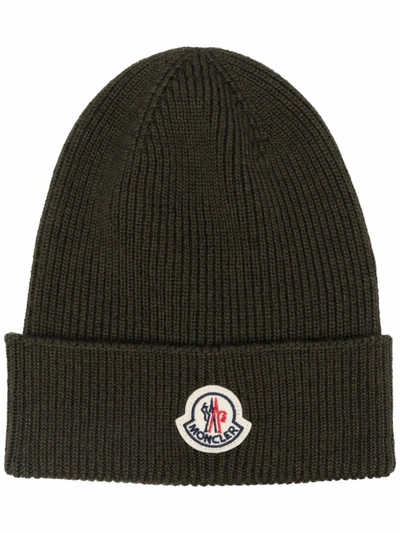 Moncler Logo Plaque Beanie Hat In Green