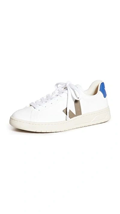 Veja Urca Sneakers In White And Blue Cwl