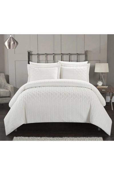 Chic Jazmaine Embroidered 3-piece Comforter Set In White