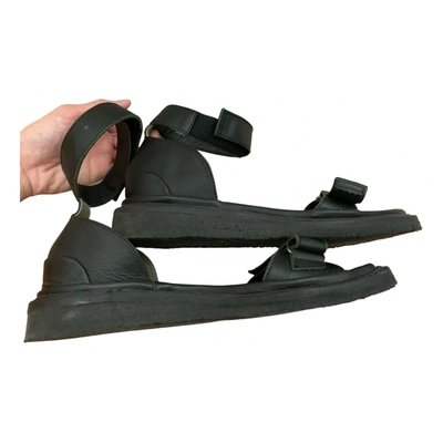 Pre-owned Zucca Leather Sandals In Black