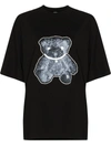 WE11 DONE PEARL NECKLACE TEDDY COTTON T-SHIRT