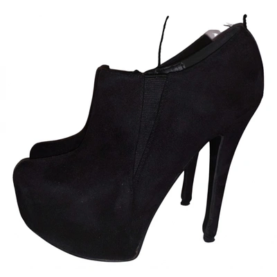 Pre-owned André Ankle Boots In Black