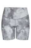 Nike One Icon Clash Women's 7" Tie-dye Printed Shorts In Smoke Grey,white