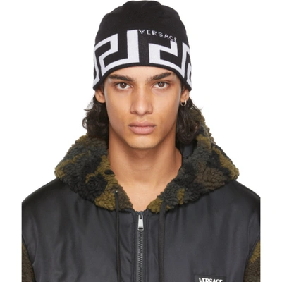 Versace Jacquard Greca Wool Beanie Hat In Nero