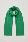 Cos Cashmere Scarf In Green