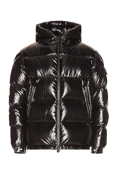 Moncler Ecrins Quilted Shell Hooded Down Jacket In Black