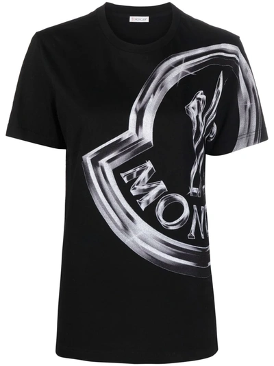 Moncler Logo-print Short-sleeve T-shirt In Black