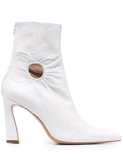 Kalda Fory Pointed Toe Boots In White