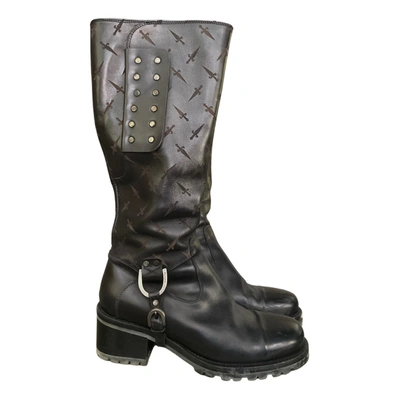 Pre-owned Cesare Paciotti Leather Boots In Black