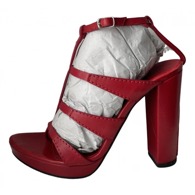Pre-owned Costume National Leather Sandals In Red
