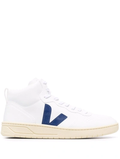 Veja Logo-patch Lace-up Sneakers In Weiss
