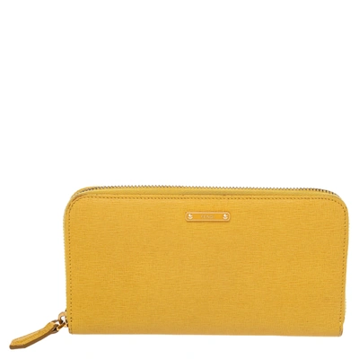 Pre-owned Fendi Yellow Leather Zip Around Wallet
