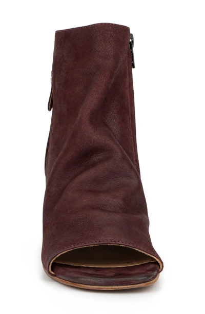 Vintage Foundry Sabrina Leather Block Heel Bootie In Burgundy